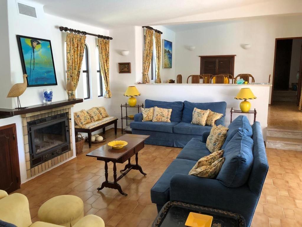 הוילה וילהמורה Casa Camelia מראה חיצוני תמונה